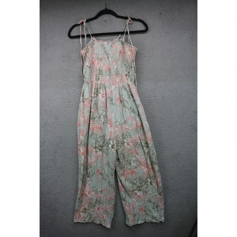 Hem‎ & Thread Wide Leg Halter Jumpsuit-Size Large-Textured